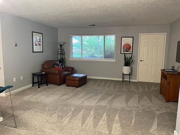 3rd image of 6547 Clover Ct SE #192