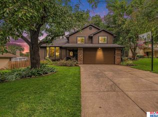 15030 Patterson Cir, Omaha, NE 68137