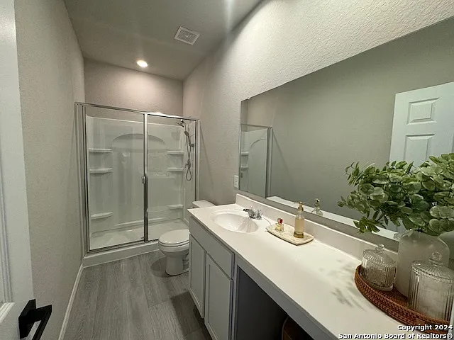 10419 Buescher Ln — Photo 12