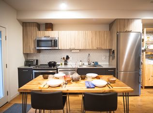 3835 Linden Ave N #B, Seattle, WA 98103