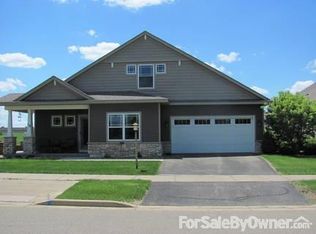18 Heritage Grn, Hudson, WI 54016