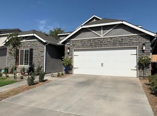 1830 W Modoc Ave, Visalia, CA 93291