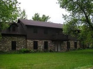 S Deer Ridge Dr, Wilmington, IL 60481