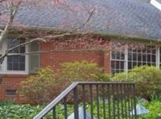 1436 Grove Rd, Charlottesville, VA 22901