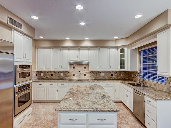 4th image of 6376 W Louise Dr