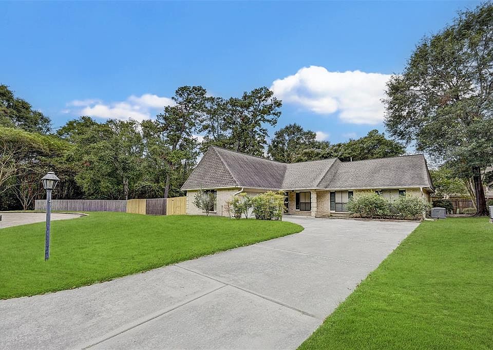 1st image of 2307 Brookdale Drive