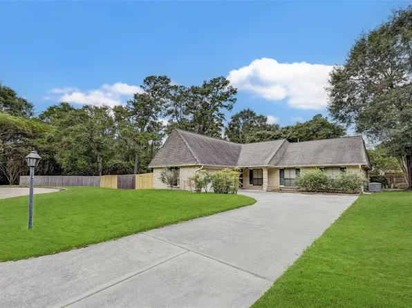 2307 Brookdale Drive, Houston, TX 77339
