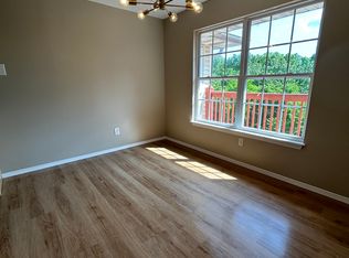 3947 S Timbercreek Ave, Springfield, MO 65807