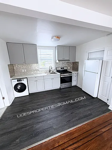 2412 Beacon Ave S #F Photo 1 2412 Beacon Ave S #F Photo 1