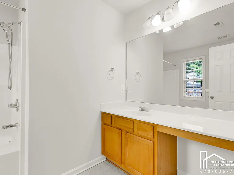3862 Guilderoy Ln — Photo 6
