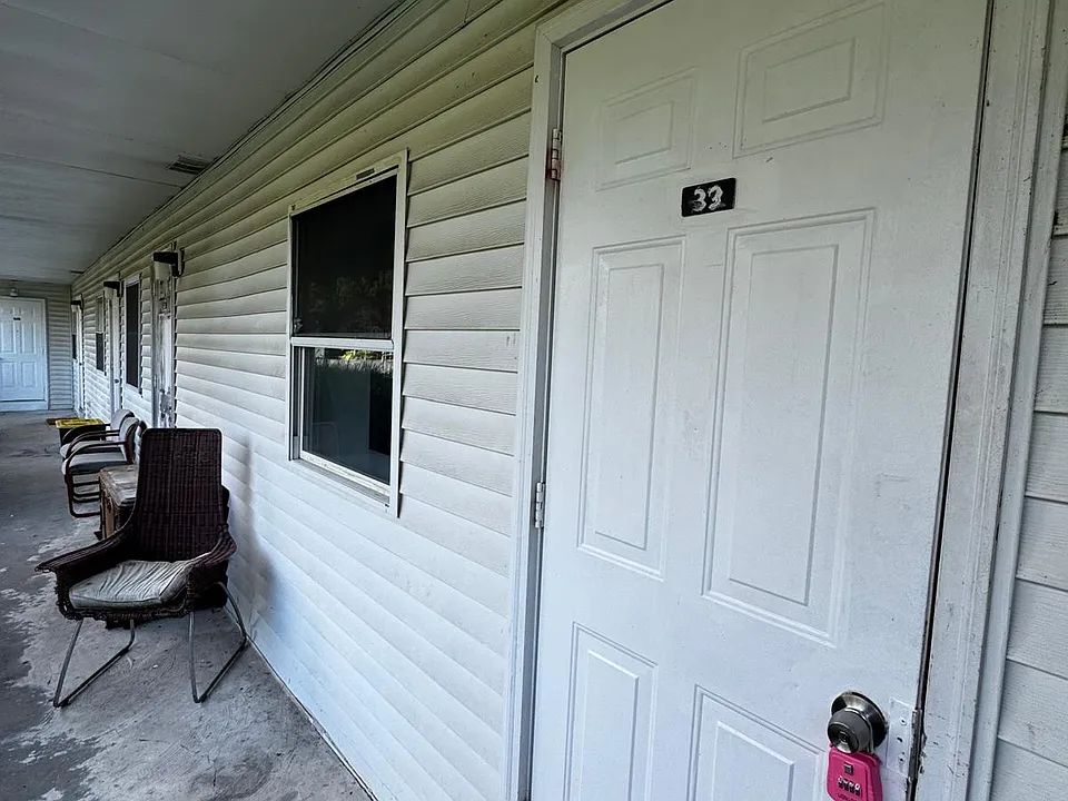 200 Fosler Rd #33