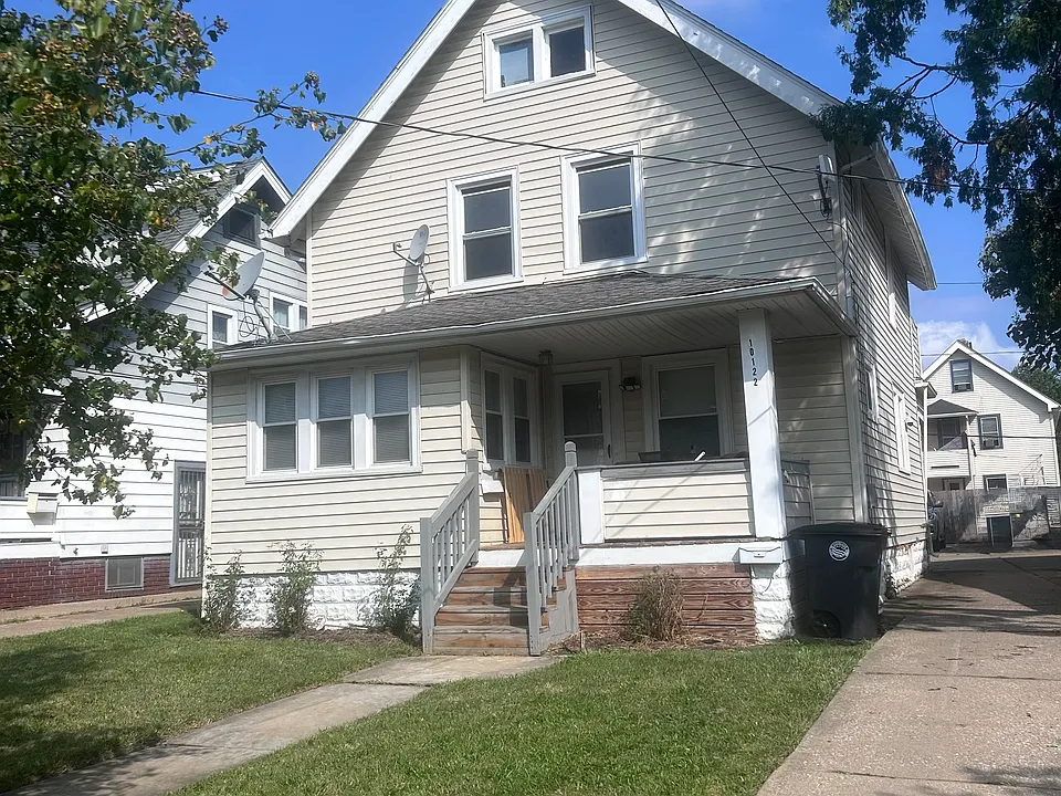 10122 Loretta Ave #UP