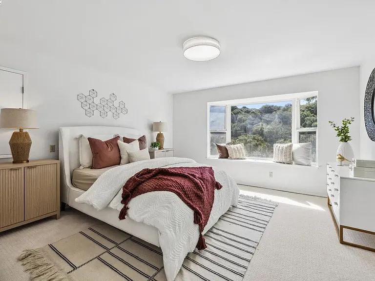 3483 Skyline Dr — Photo 11