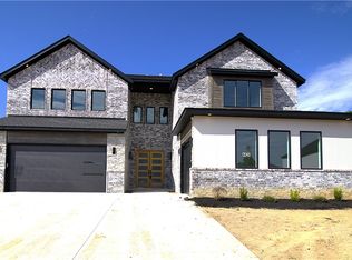 4424 S 88th St, Bentonville, AR 72712