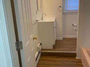 370 Metacom Ave #1S, Warren, RI 02885