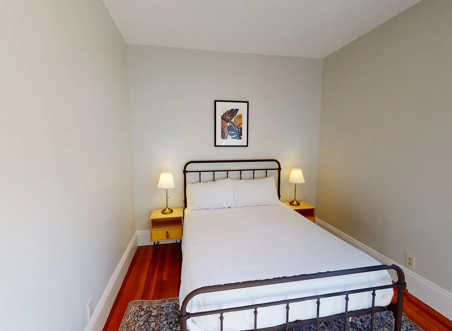 4 bed, $3,400 — Photo 1