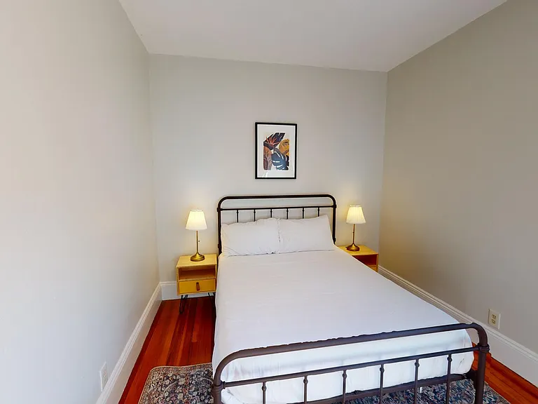 30 Roseclair St #1R — Photo 11