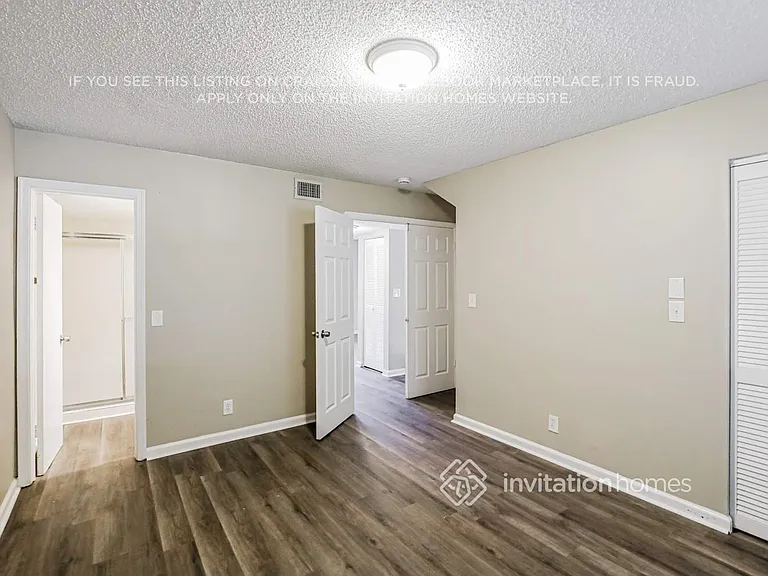 1220 NW 89th Dr — Photo 9