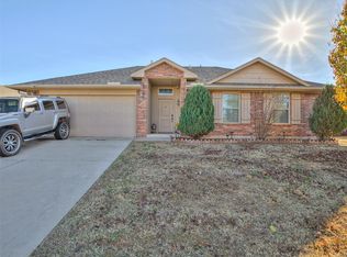 9920 Fairfax Ter, Yukon, OK 73099