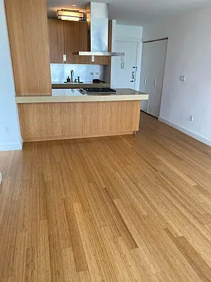 Rented by Sur Management LLC | media 32