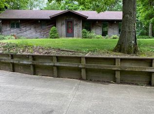 8329 S Gobblers Knob Rd, Williamsport, IN 47993