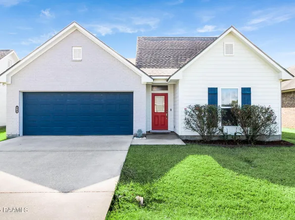 202 Saint Matthias Dr, Carencro, LA 70520