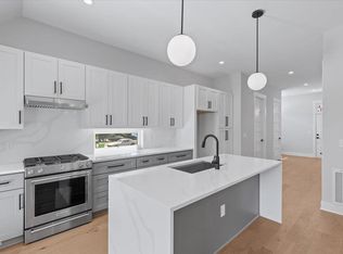 543 Bragg St, Raleigh, NC 27610