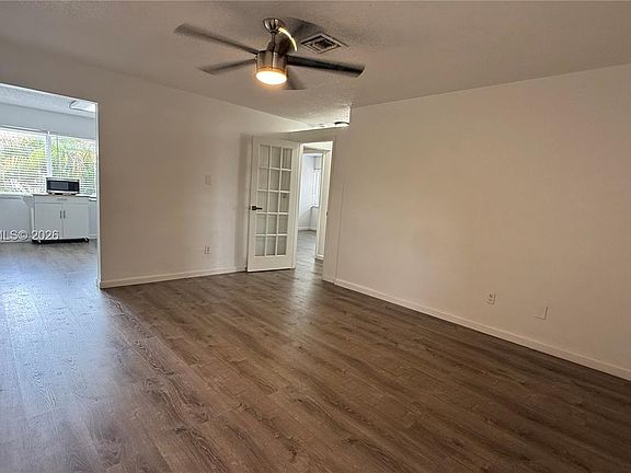 4th image of 191 NW 17th Ave #4
