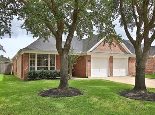 7214 Broadelm Dr, Houston, TX 77095