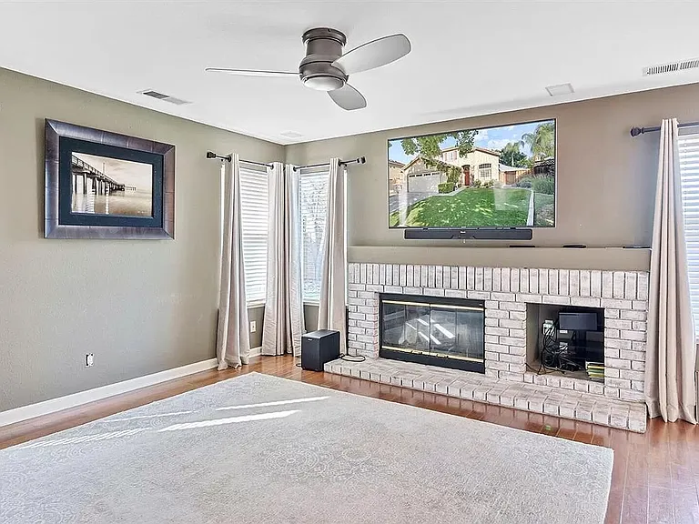 2293 Joseph Damon Dr — Photo 16