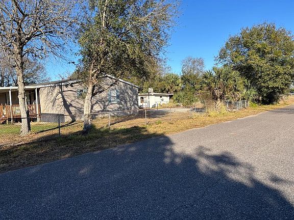 3rd image of 3303 Turnbull Rd