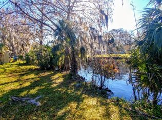 121 Helen Pl, Crescent City, FL 32112