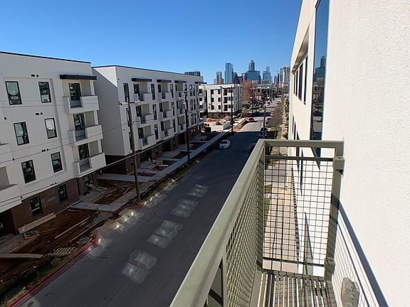 2nd image of 1800 E 4th St Unit 301