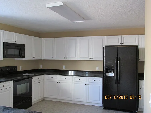 17515 Sandgate Ct — Photo 5