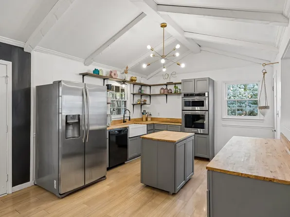 604 Blue Ridge Dr, Columbia, TN 38401