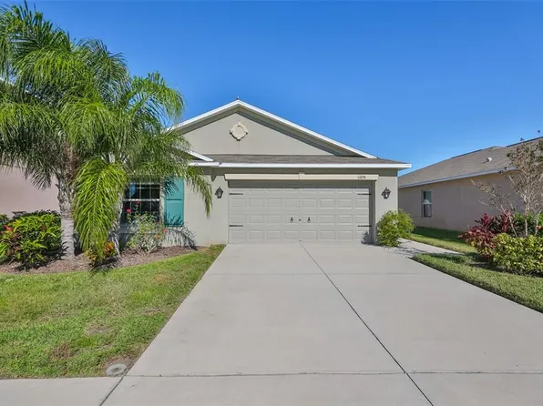 1608 Climbing Dayflower Dr, Ruskin, FL 33570