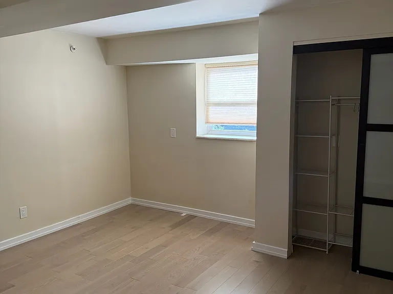 2327 Park Ave #3 — Photo 11