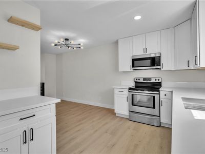 163 Greenbriar Townhouse Way #TOWNHOUSE, Las Vegas, NV, 89121