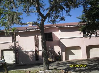 5657 W Shore Dr, New Port Richey, FL 34652