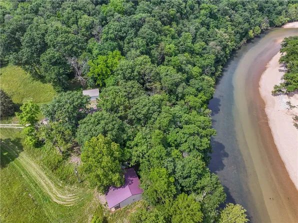 585 County Road 217, Berryville, AR 72616