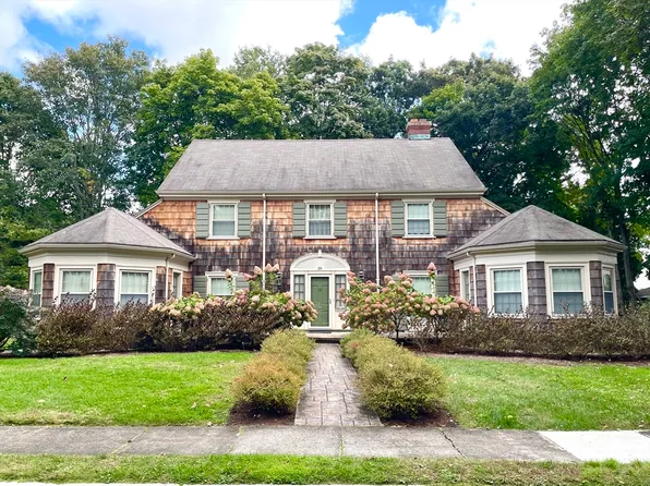 20 Meriam St, New Bedford, MA 02740