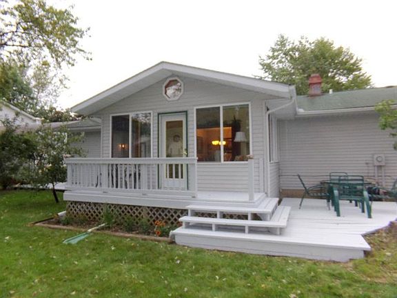 3rd image of 2208 Dunwoody Dr