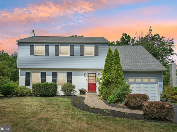 101 Crestside Way, Malvern, PA 19355
