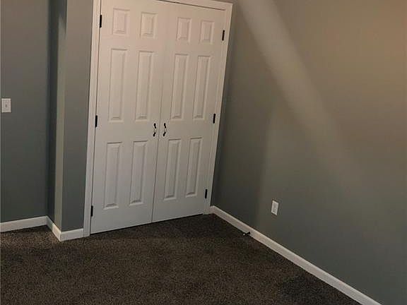 5th image of 817 Larzelere Ave