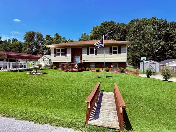 2209 Debra Drive, West Plains, MO 65775