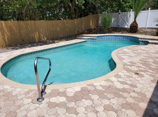 12812 129th Ave, Largo, FL 33774