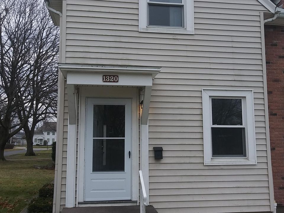 1st image of 1320 S Danley Sq