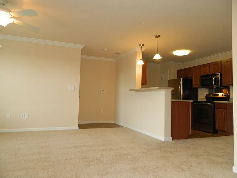 Cimarron Terrace — Photo 4