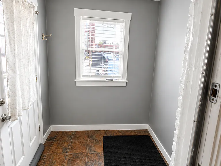 132 W Merrimack St #1 — Photo 12