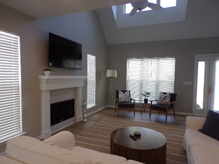 10 Cobblestone Ct — Photo 9